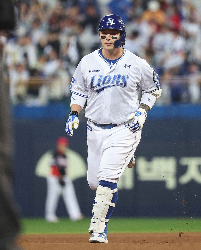 ‘통산 홈런왕 6번’ <b>박병호</b>, 전격 <b>은퇴</b> 선언