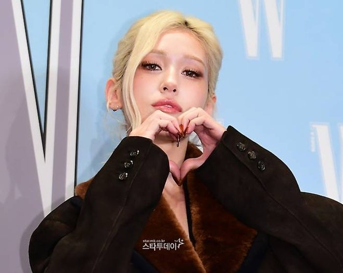 <b>적십자</b> 로고 무단 사용했다가…<b>전소미</b> 화장품 “디자인 회수” 사과