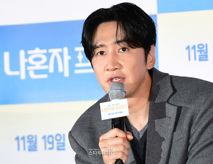[포토] <b>이광수</b>, 따뜻함 전하는 ‘<b>나혼자 프린스</b>’