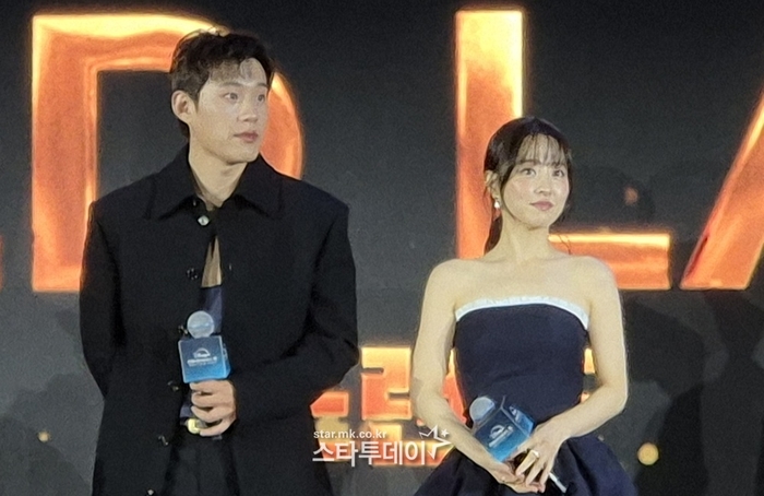‘<b>골드랜드</b>’ <b>박보영</b>·김성철, 수천억이 수중에 있다면…“좋은 곳에 쓸...