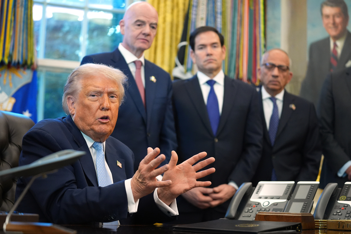 President Donald Trump holds a meeting with the ‘2026 FIFA World Cup White House Task Force’ on the 17th (local time) at the White House. [AP=Yonhap News]