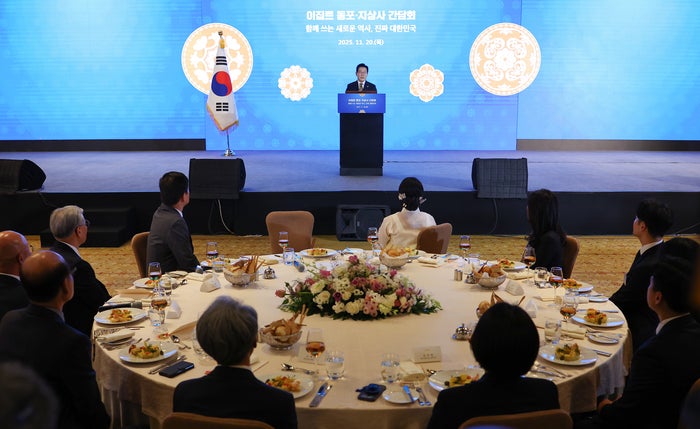 이 대통령, <b>남아공</b>서 마크롱·메르츠와 정상회담