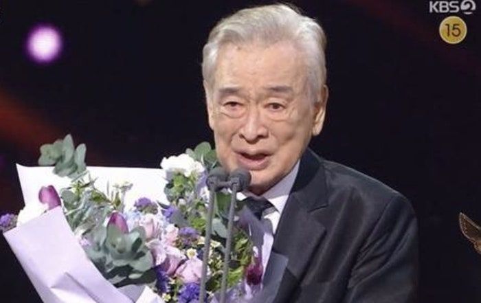 “실명 직전까지 연기”…<b>이순재</b>, 병상서 남긴 마지막 육성