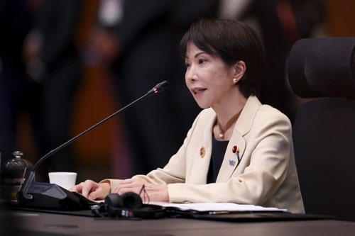 입에서 시작된 외교참사, 군사갈등으로…“<b>중국 전투기 레이더</b> 쐈다”