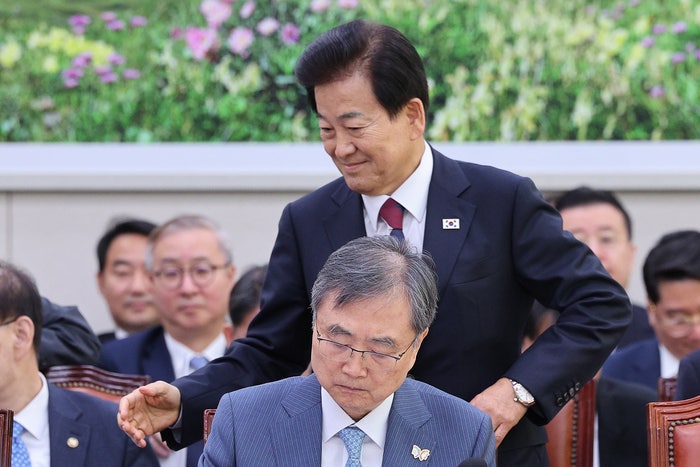 <b>외교</b>부-통일부 기싸움에 진보정부 통일장관들까지 나섰다?