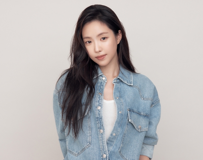 <b>손나은</b>, 소지섭 만난다…SBS 새 드라마 ‘<b>김부장</b>’ 캐스팅