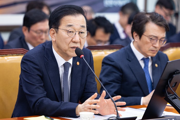 김윤덕 “추가 <b>주택공급</b>, 내년 발표할 수도”