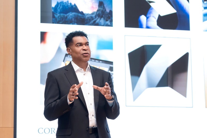 더 얇고 가벼운 유리창…코닝, 건축시장 공략