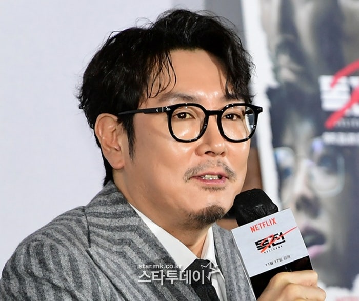 <b>조진웅</b> 직격탄 맞은 ‘<b>시그널2</b>’…<b>제작</b>진 “최적 <b>방안</b> 찾겠다”