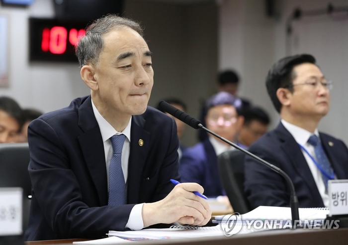  왕정홍 전 방위사업청장.연합뉴스