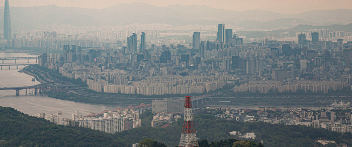  압구정 아파트 단지 전경.[매경DB]