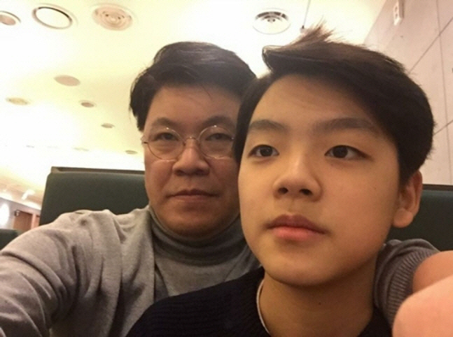  고 장제원 전 의원과 노엘.[사진출처 = SNS]