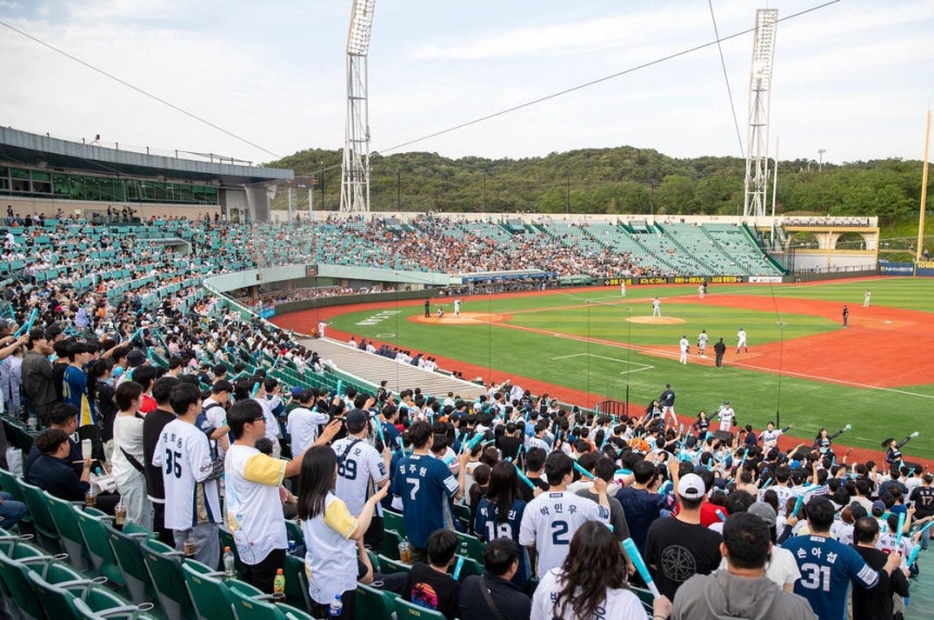 울산웨일즈 홈구장인 울산문수야구장. 울산시