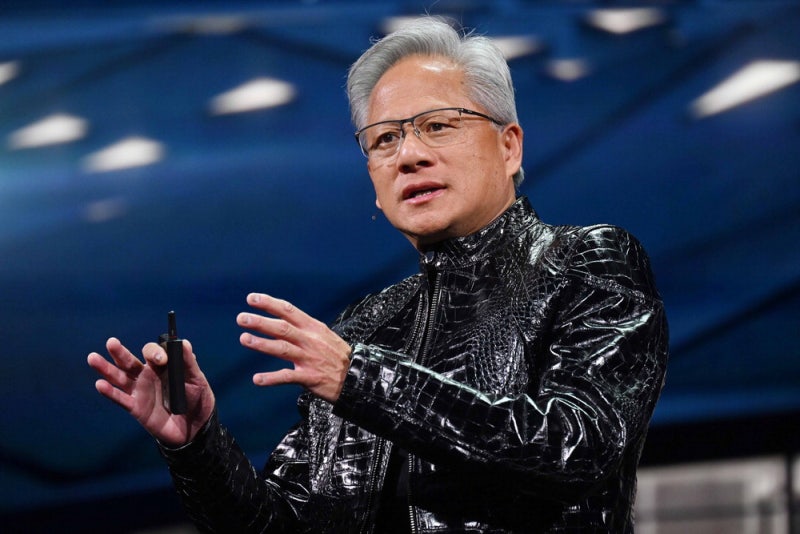젠슨 황 "볼트 하나까지 AI로 구현 … 디지털 트윈 기술 중요"