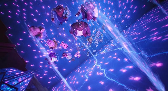  극장 벽 틈으로 새어 들어오는 물.구멍 하나를 막지 못했을 때 전체가 붕괴할 위기로 번질 수 있다.[IMDb]