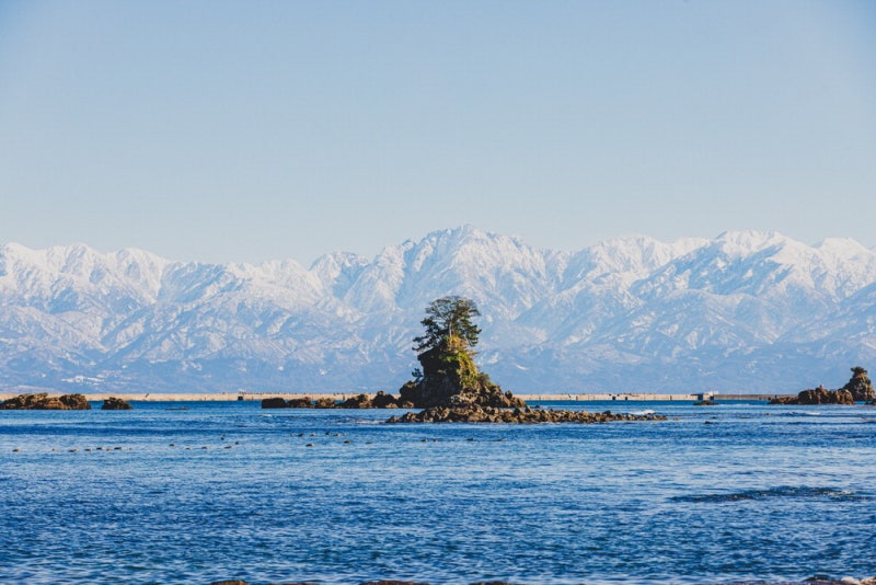 겨울 도야마 … 알펜루트와 온천의 매력