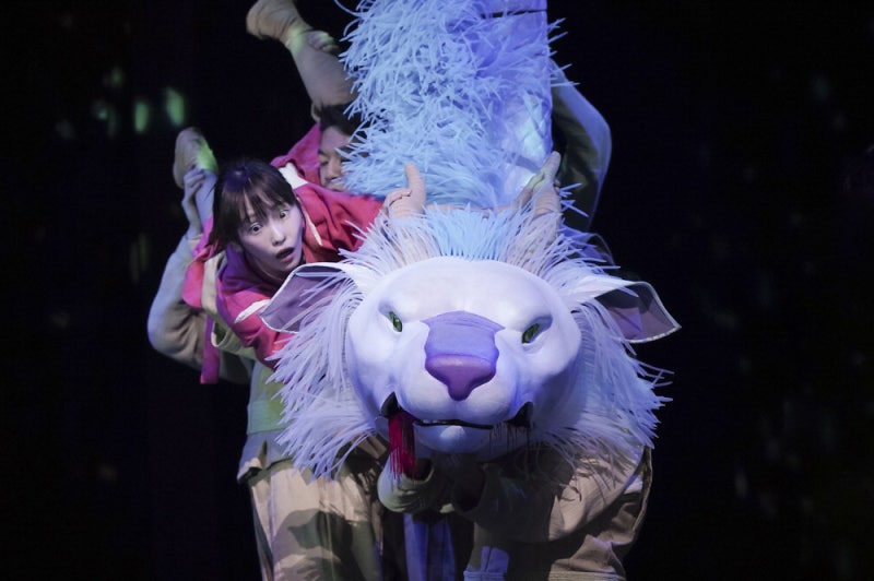 무대 오른 '센과 치히로'… 원작 넘어선 아날로그 감성