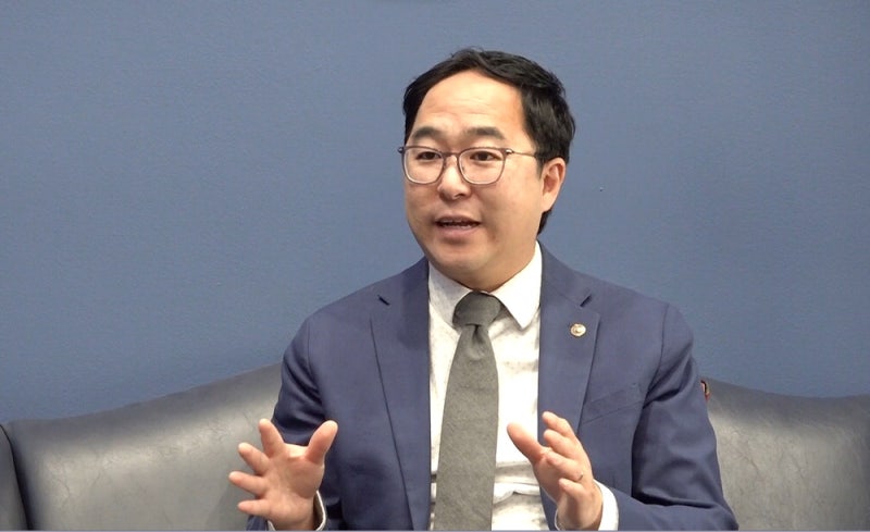 "韓 빼고 트럼프·김정은 만난다면 … 한국에 불리한 결정 나올수도"