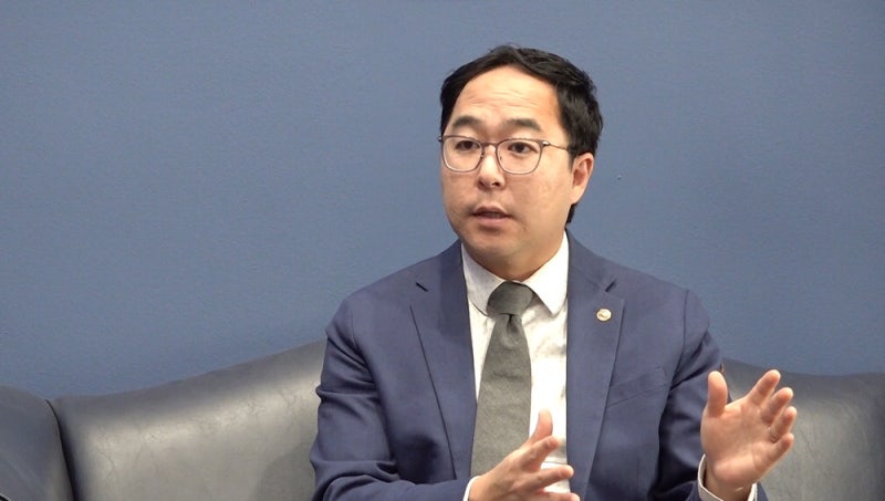 "美 베네수 공습, 한반도에 위험신호"