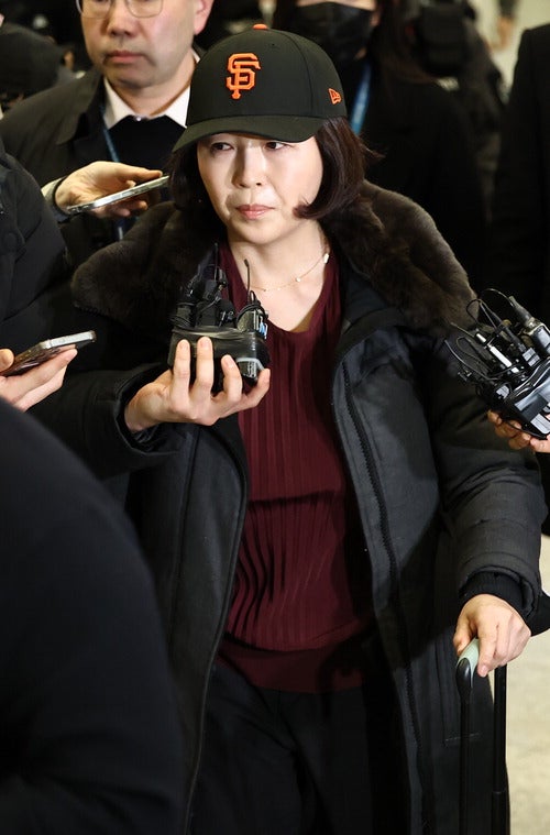 '강선우 1억 전달' 김경 … 11일 귀국해 경찰조사