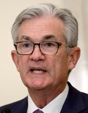 美법무부, 초유의 연준의장 수사…파월 "금리 내리라는 압박" 반발