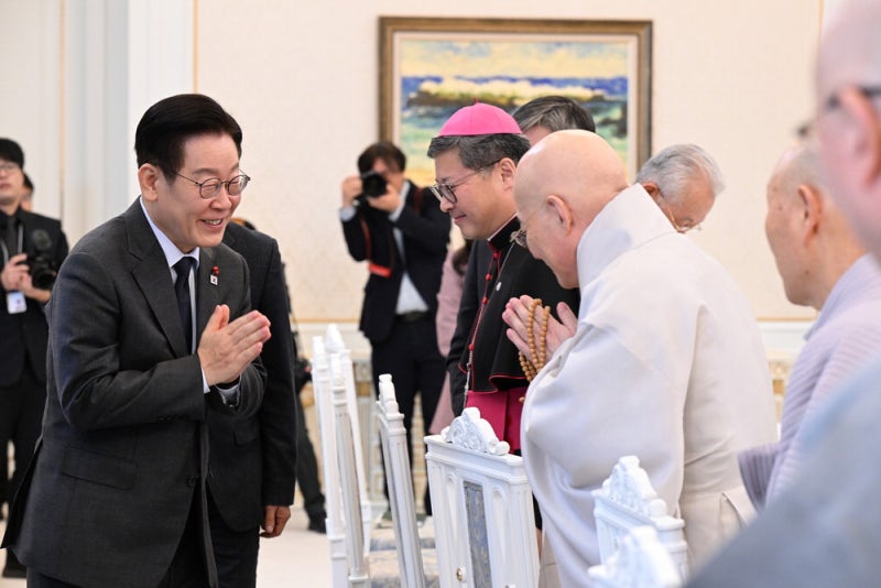 7대 종교지도자들 만난 李 "국민통합에 큰 역할해달라"