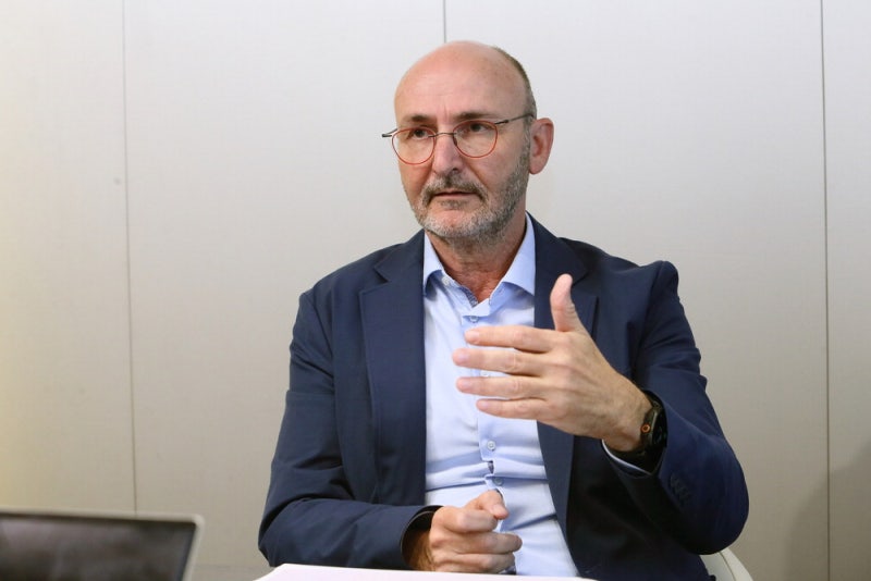 뉴욕에선 바로 쓰는 혁신신약 서울 환자들은 10년 기다리죠