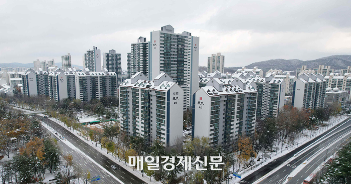  1기 신도시 재건축 선도지구 중 한 곳인 경기도 분당 시범 현대아파트 단지 전경.매경DB