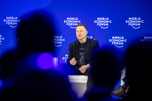 일론 머스크 테슬라 CEO가 세계경제포럼에 참석해 발언하고 있다.[World Economic Forum]