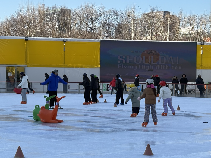  소규모 강습을 받는 이용객/사진=김지은 여행+ 기자