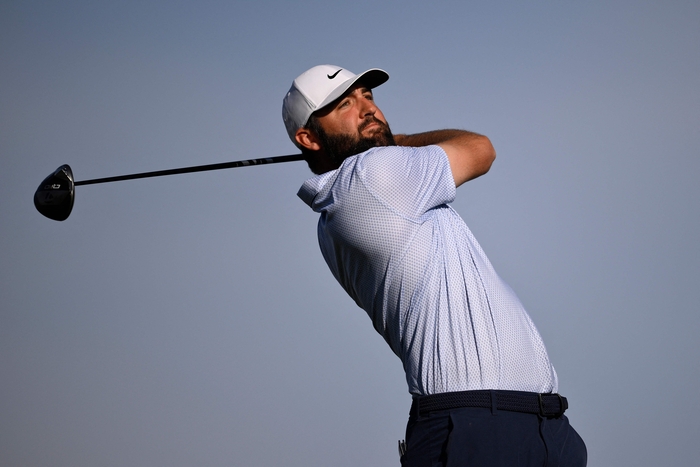 새해 첫 출전 대회부터 우승한 셰플러…30세 이전에 PGA 투어 통산 20승...