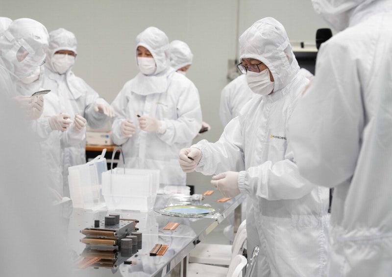 고등학교에 '반도체 공정 실습 교육장' 첫 구축