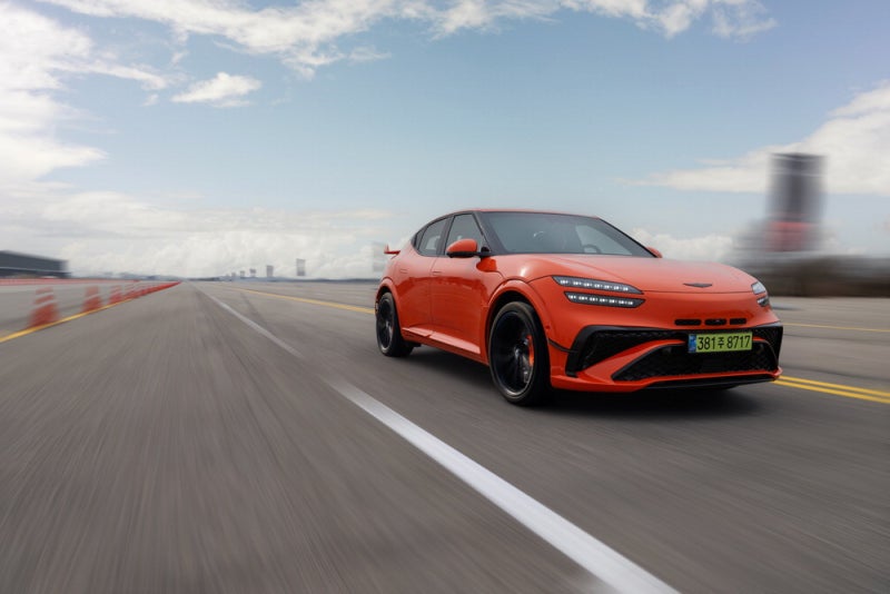 내연차 손맛·전기차 가속력 모두 잡았다…고성능 제네시스