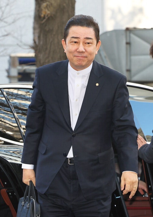 '차남 편입 특혜논란' 김병기, 경찰 소환