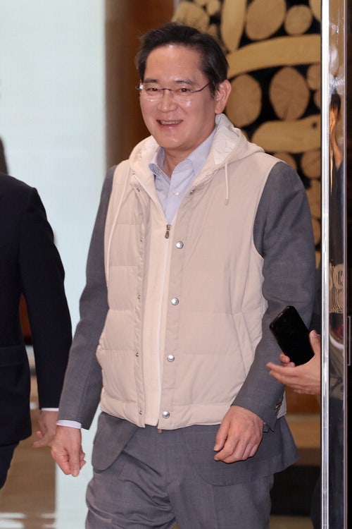 이재용, 獨서 '배터리 세일즈' … 삼성SDI 추가 수주에 힘 보태