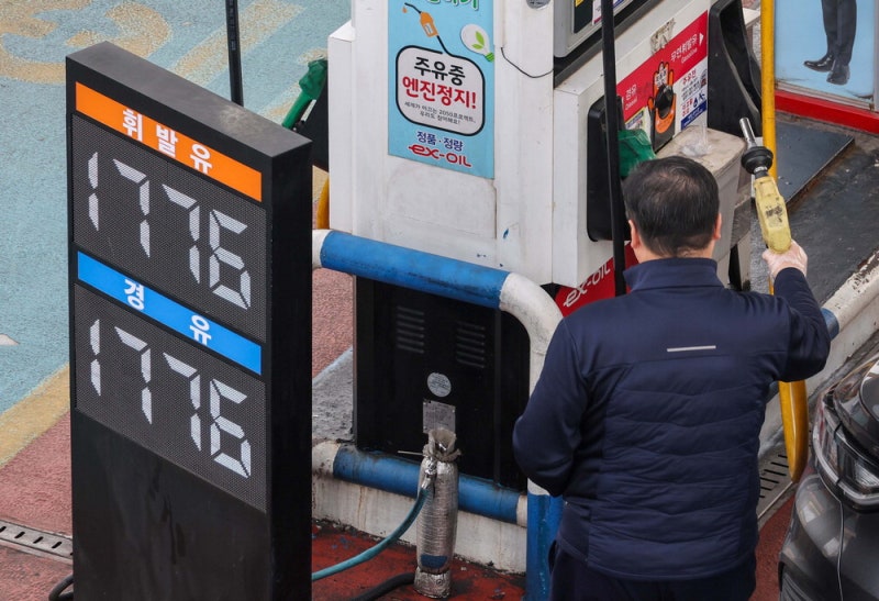 [포토] 최고가격 시행에 휘발유가 소폭 하락