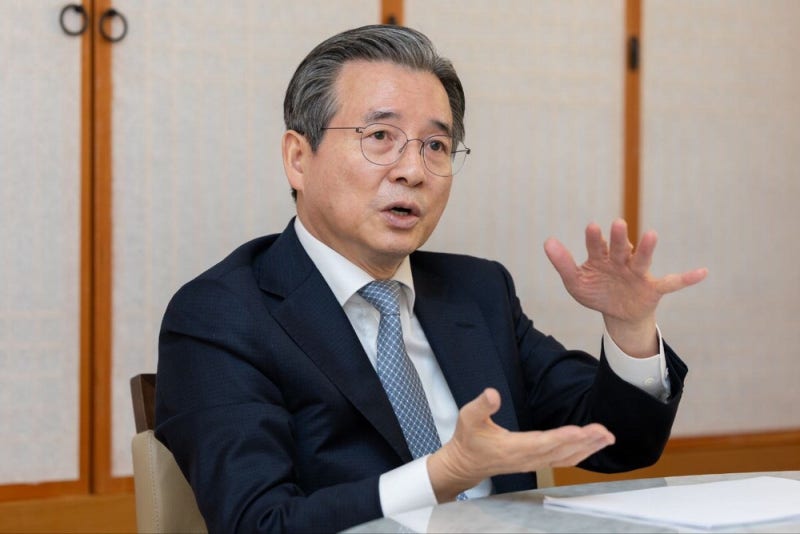 "서울 초고가 주택 보유세, 뉴욕·런던 수준으로 연구중"