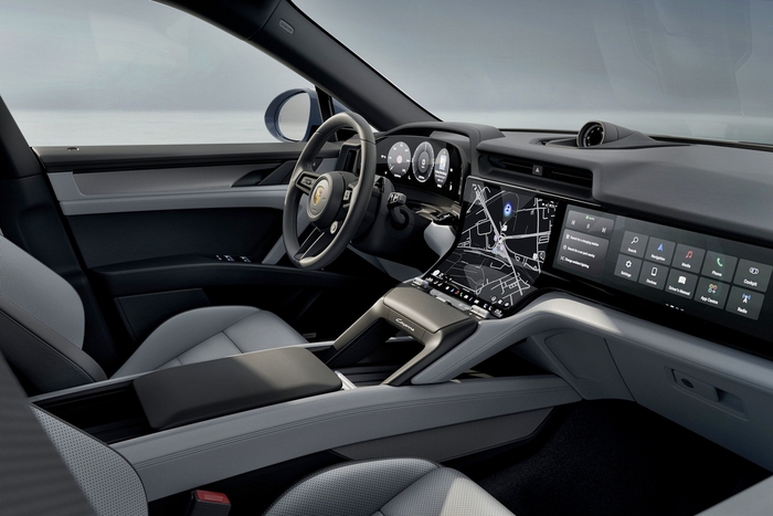  카이엔 일렉트릭 실내 [사진출처=포르쉐]