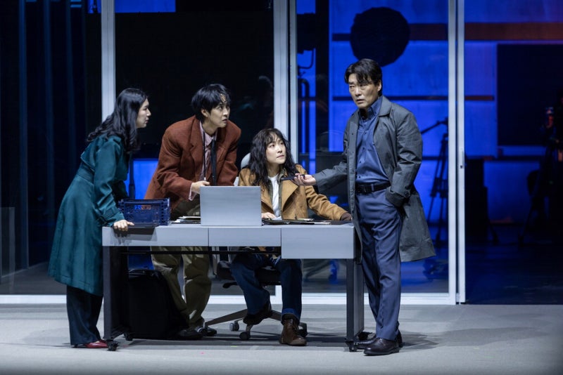 알고리즘이 삼킨 진실 … 무엇을 믿을 것인가