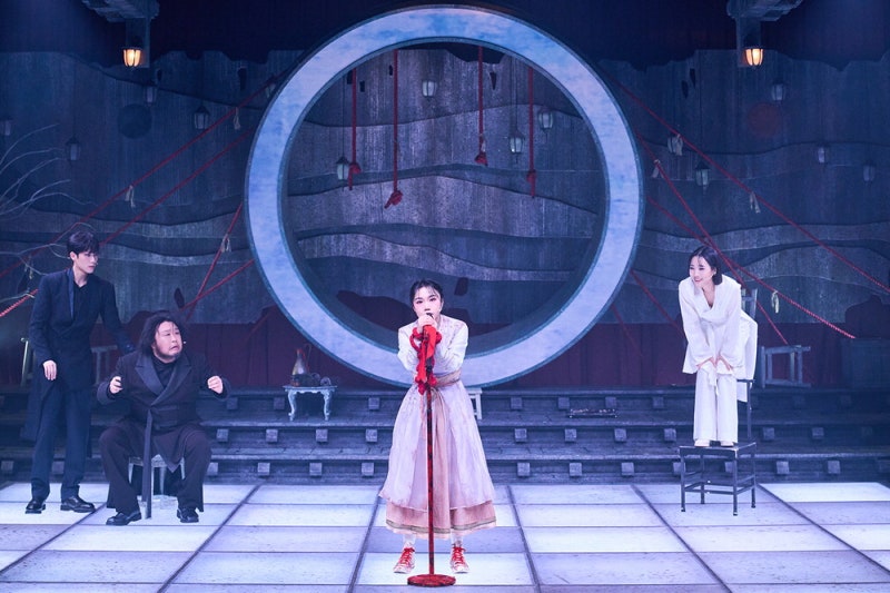 홍련·바리공주 두 여인의 限 '록 씻김굿'으로 시원하게 날려