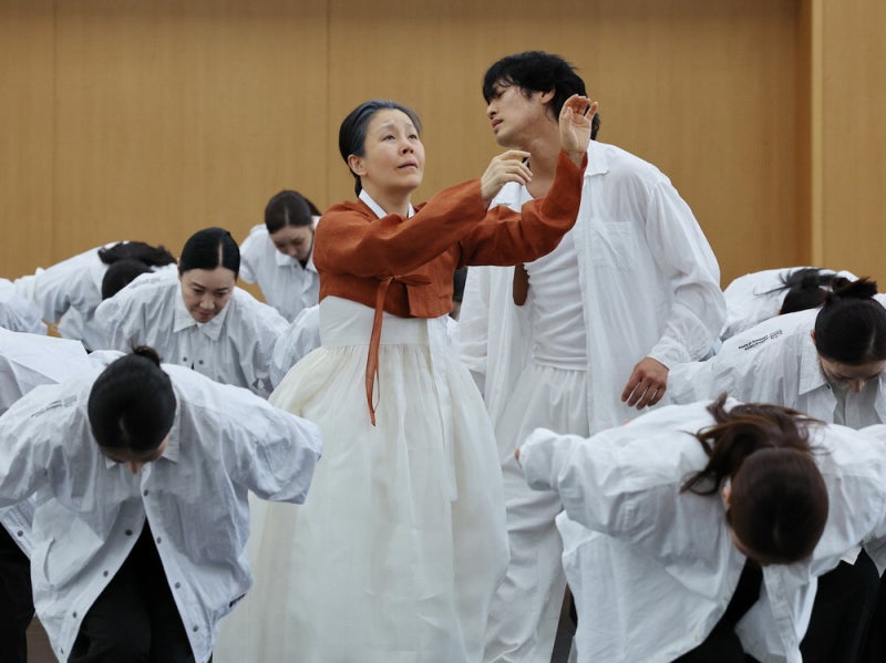 돌아갈 수 없는 그리움… 국립무용단 '귀향'