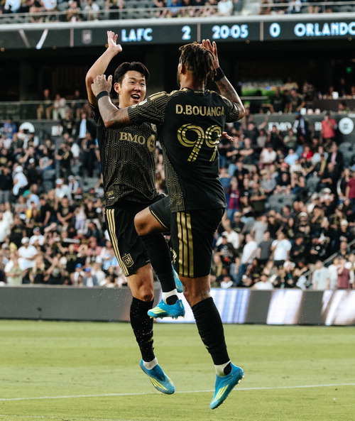 도우미 변신한 손흥민…생애 첫 한 경기 4도움