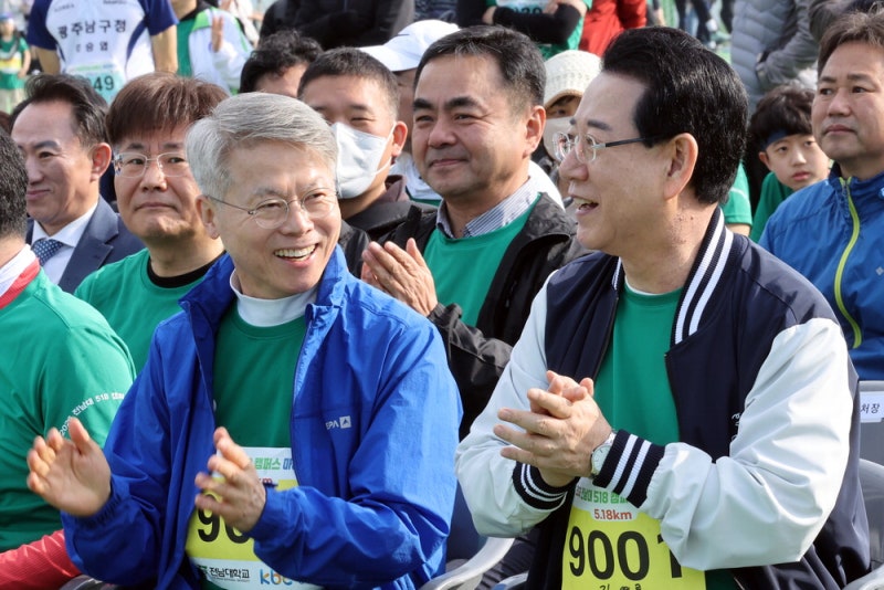 전남광주 김영록·민형배 결선 충북 노영민 꺾은 신용한 선출