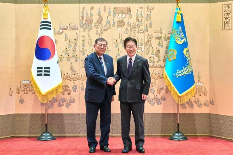 북핵위협 고도화에 … 이시바 "한일 상호군수지원협정 체결해야"