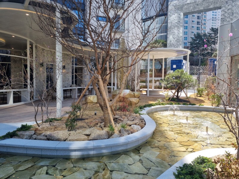 창덕궁 후원 걷는 듯 … 단지 조경에 한국美 물씬