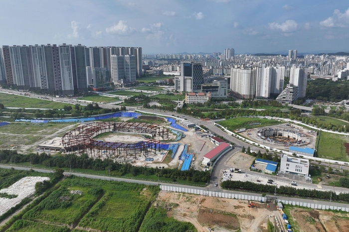 ‘한류월드’ 아레나 건립 현장. 고양시