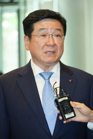 "삼성은 국민기업…노조 파업 신중해야"