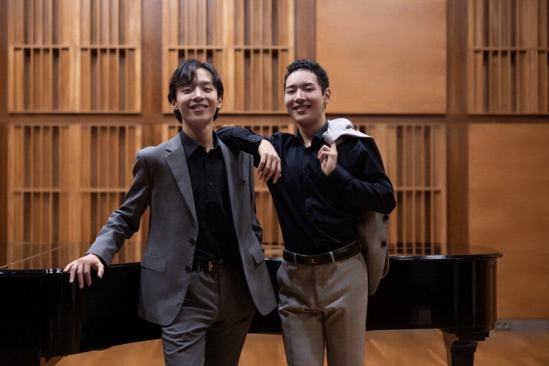 형은 서정적, 동생은 열정적…이혁·이효 형제 한 무대 선다
