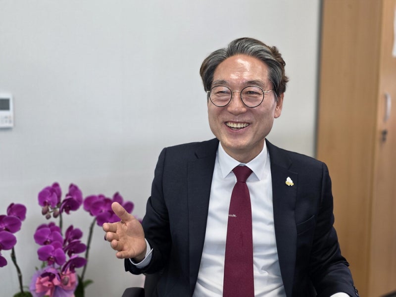 "김해를 평생교육도시로 만들겠다"
