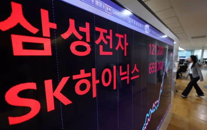 “반도체 위력 대단하네”…시총 4500조 급증, 삼성·SK하이닉스 5...